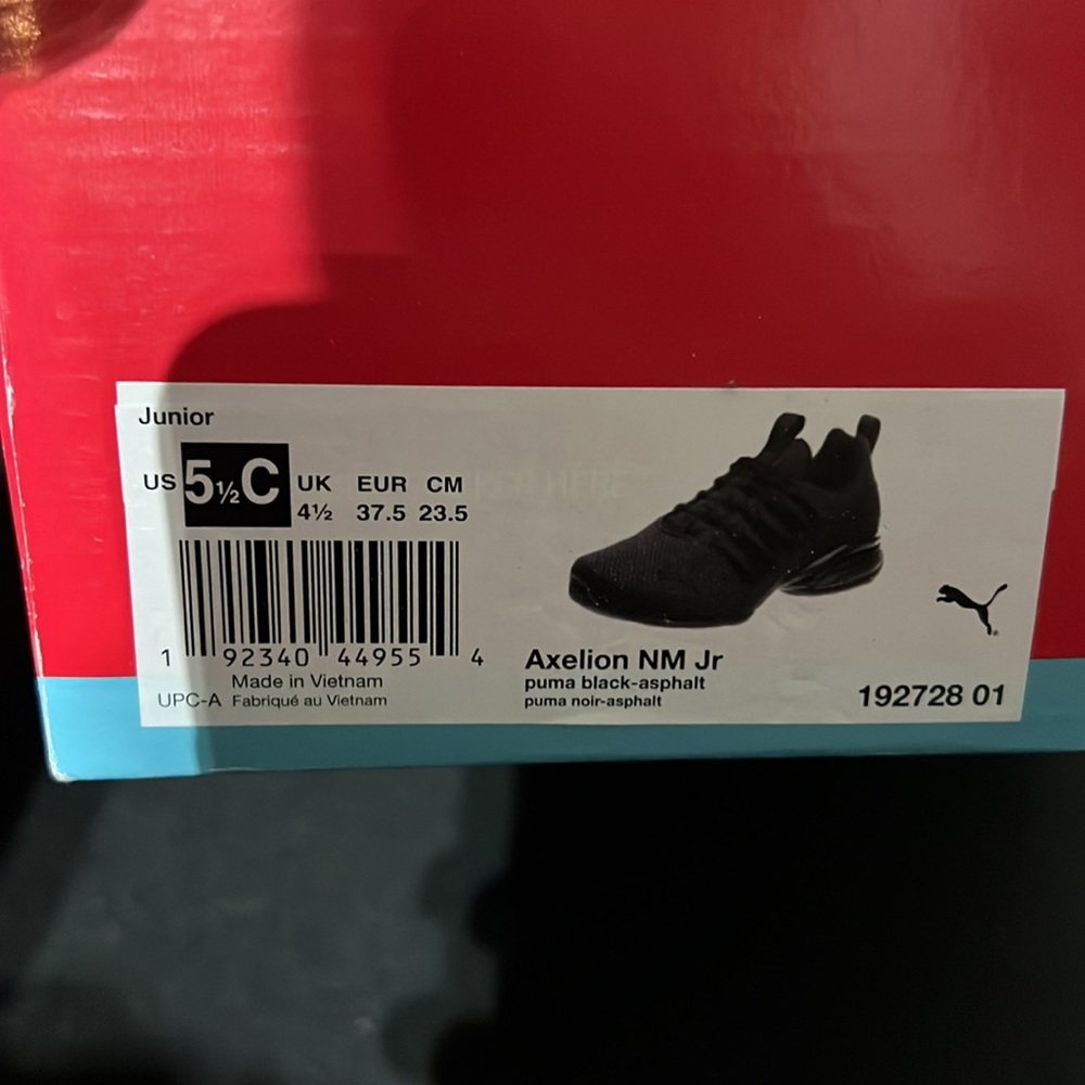 NEW  Puma Big Boys Axelion Jr. Training Sneakers - Picture 11 of 11